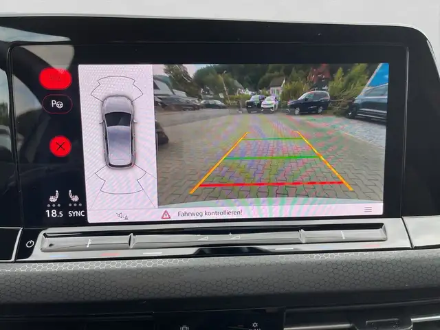 Volkswagen Golf view 15