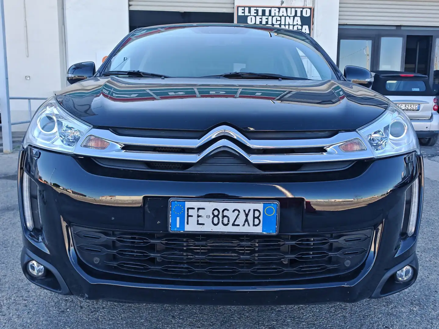Citroen C4 C4 Aircross Aircross 1.6 hdi Exclusive s Czarny - 2