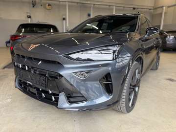 2.0TSI DSG 19´´ Pano AHK Int.Drive XL