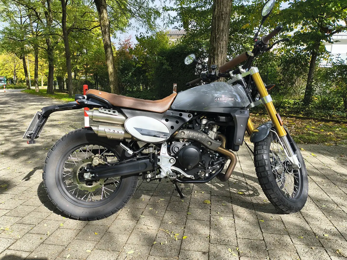 Fantic Caballero 500 Deluxe Szary - 2