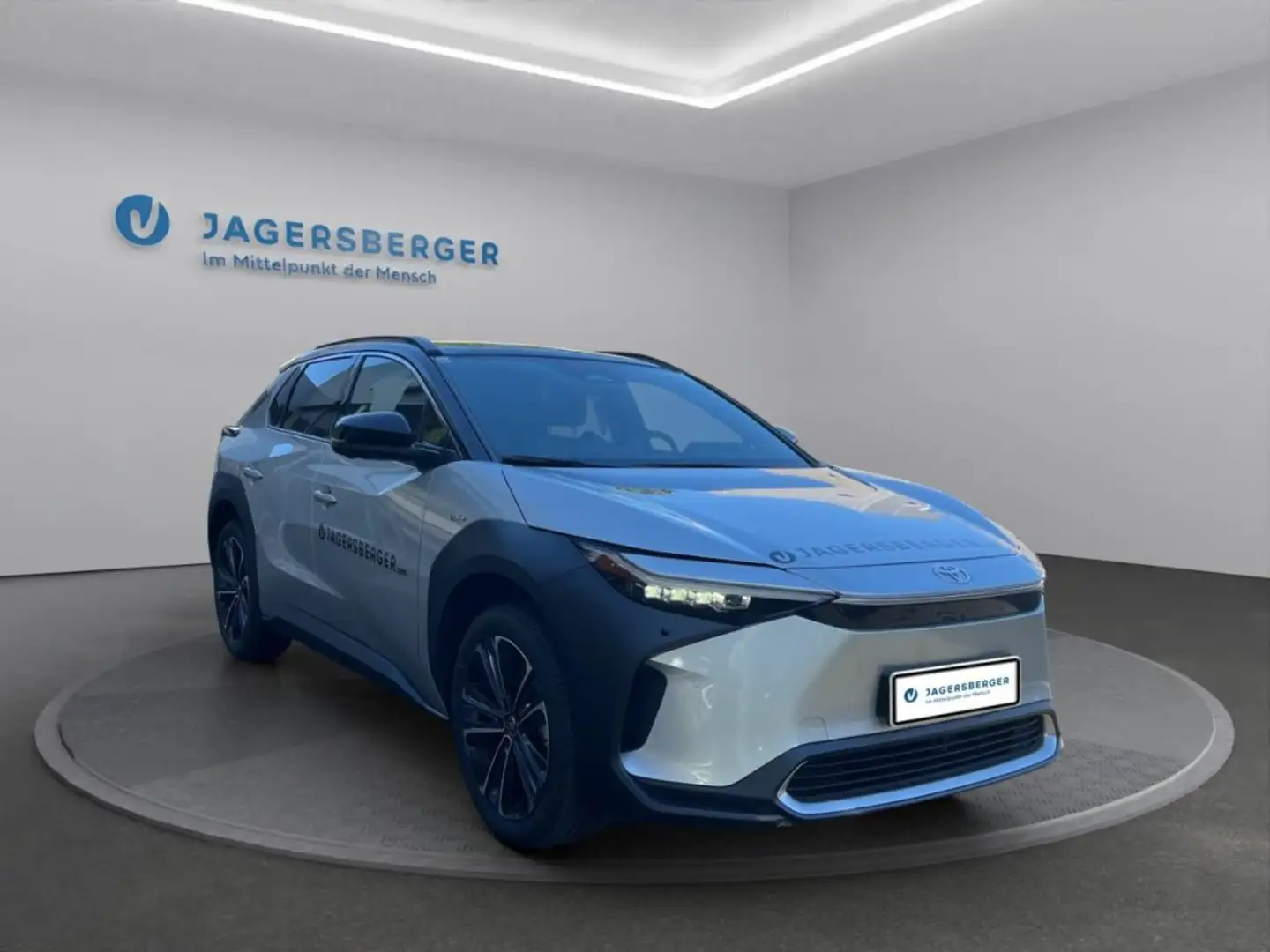 Toyota bZ4X Allrad Elektro 71,4kWh Aut. Silber - 2