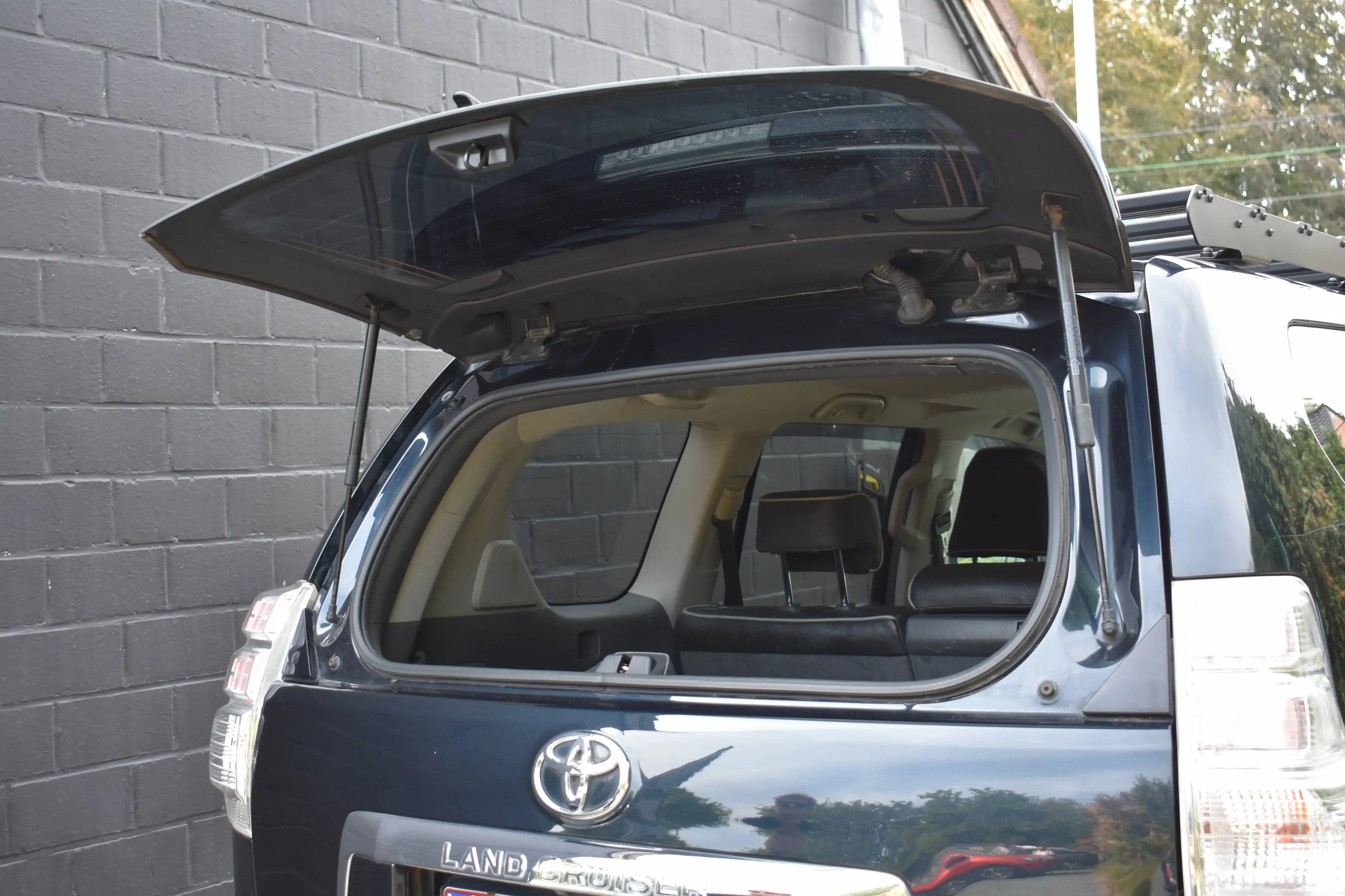 Toyota Land Cruiser Landcruiser 3.0 D-4D Premium — photo 7