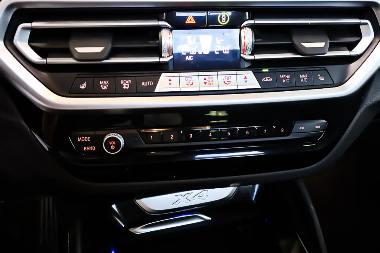 BMW X4 снимка BMW X4