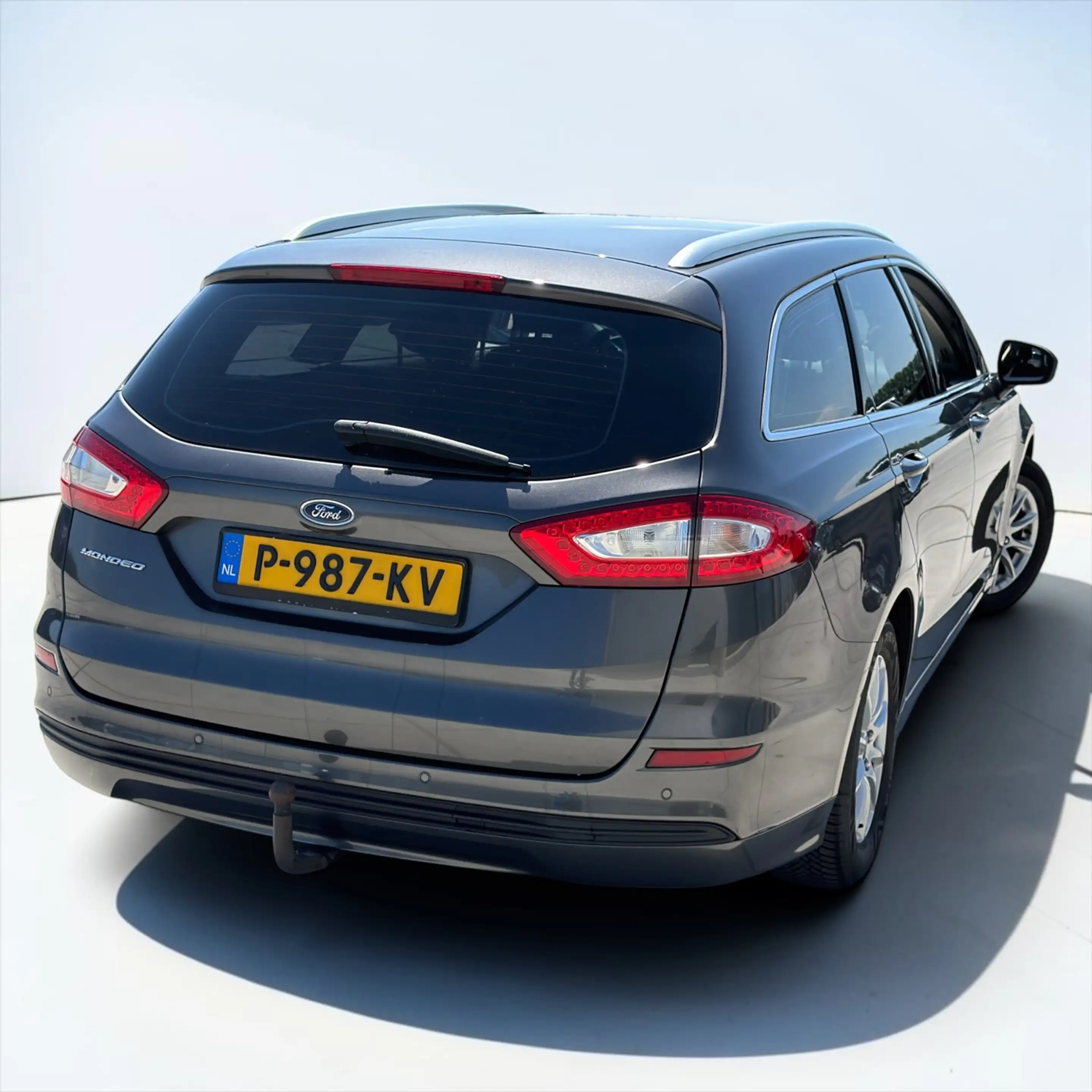 Ford Mondeo Wagon 1.5 Titanium Edition nieuwe distributie riem — photo 3