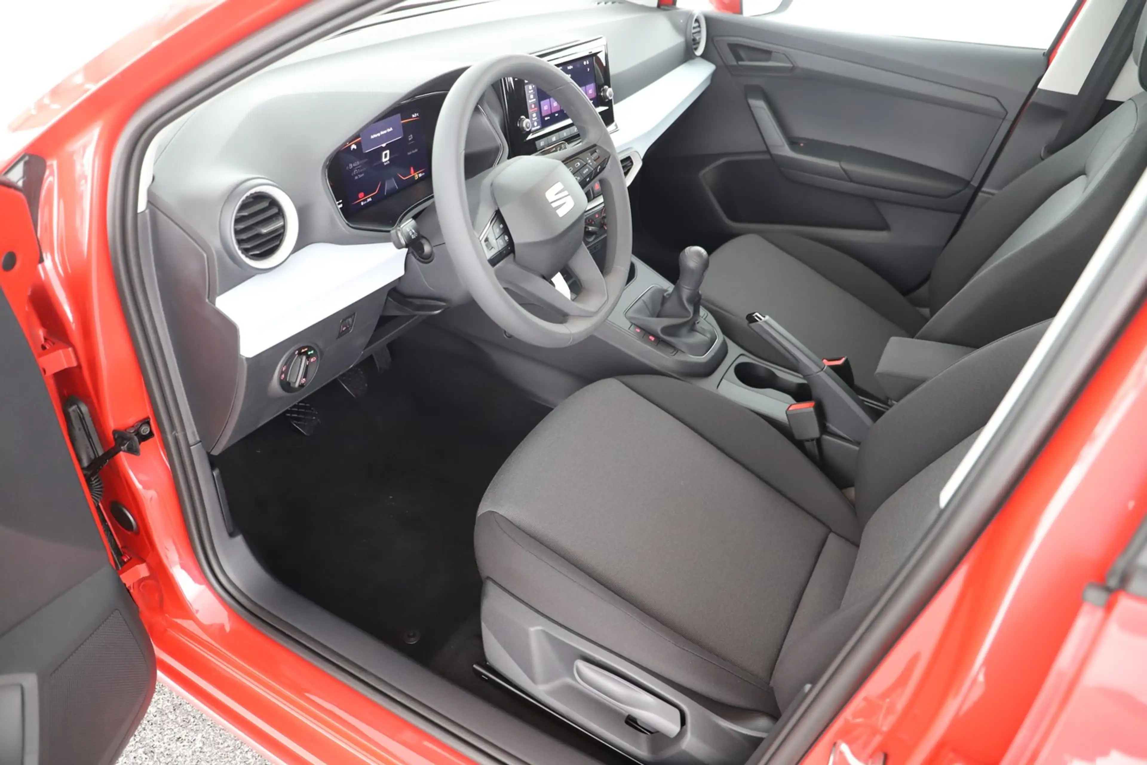 SEAT Ibiza Reference Edition 1.0 80PS — photo 10
