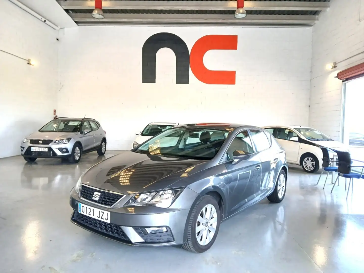 SEAT Leon 1.2 TSI S&S Style 110 Gris - 1