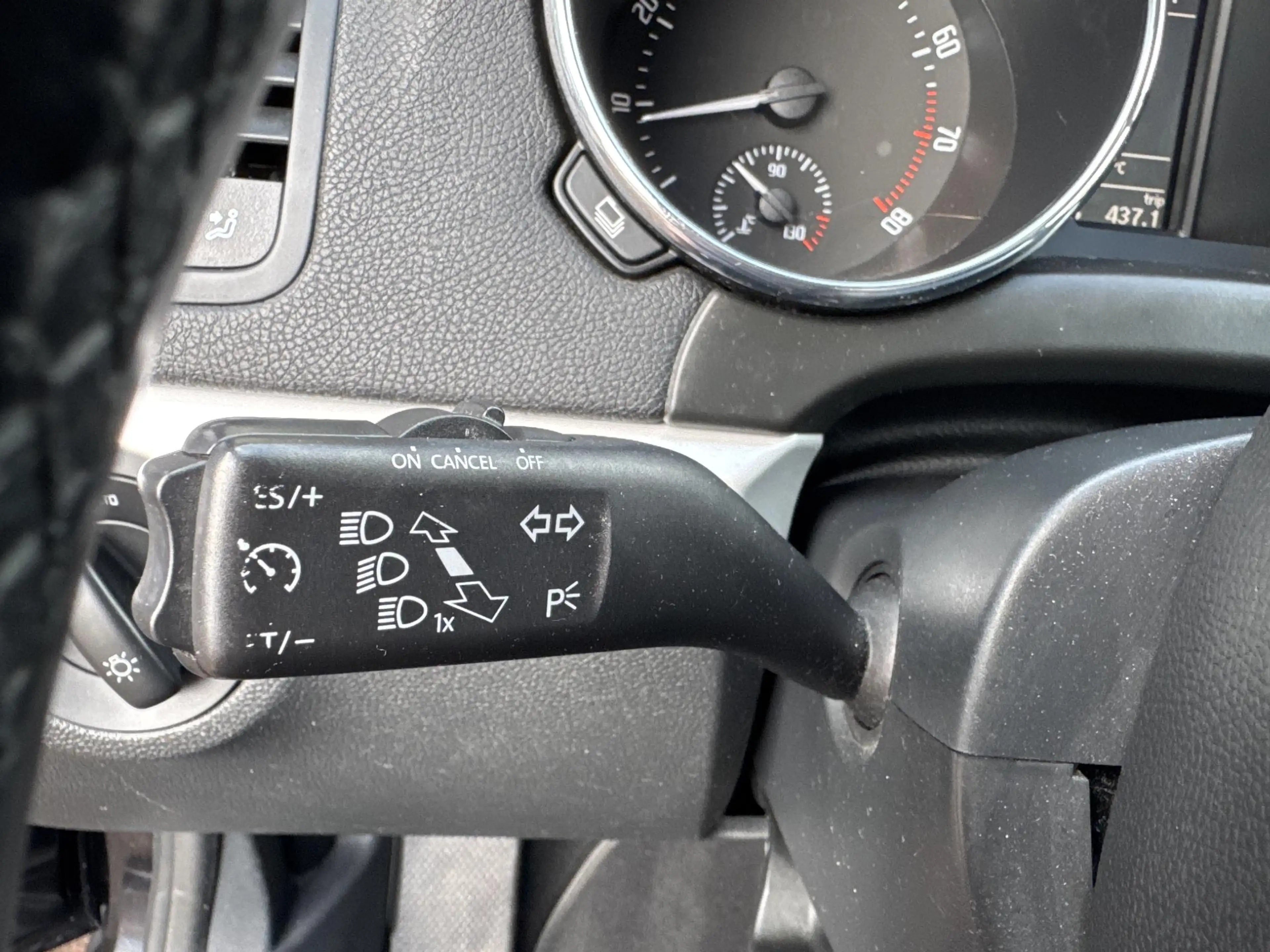 Skoda Yeti 1.2 TSI Tour Automaat! Prijs incl BOVAG garantie. — photo 9