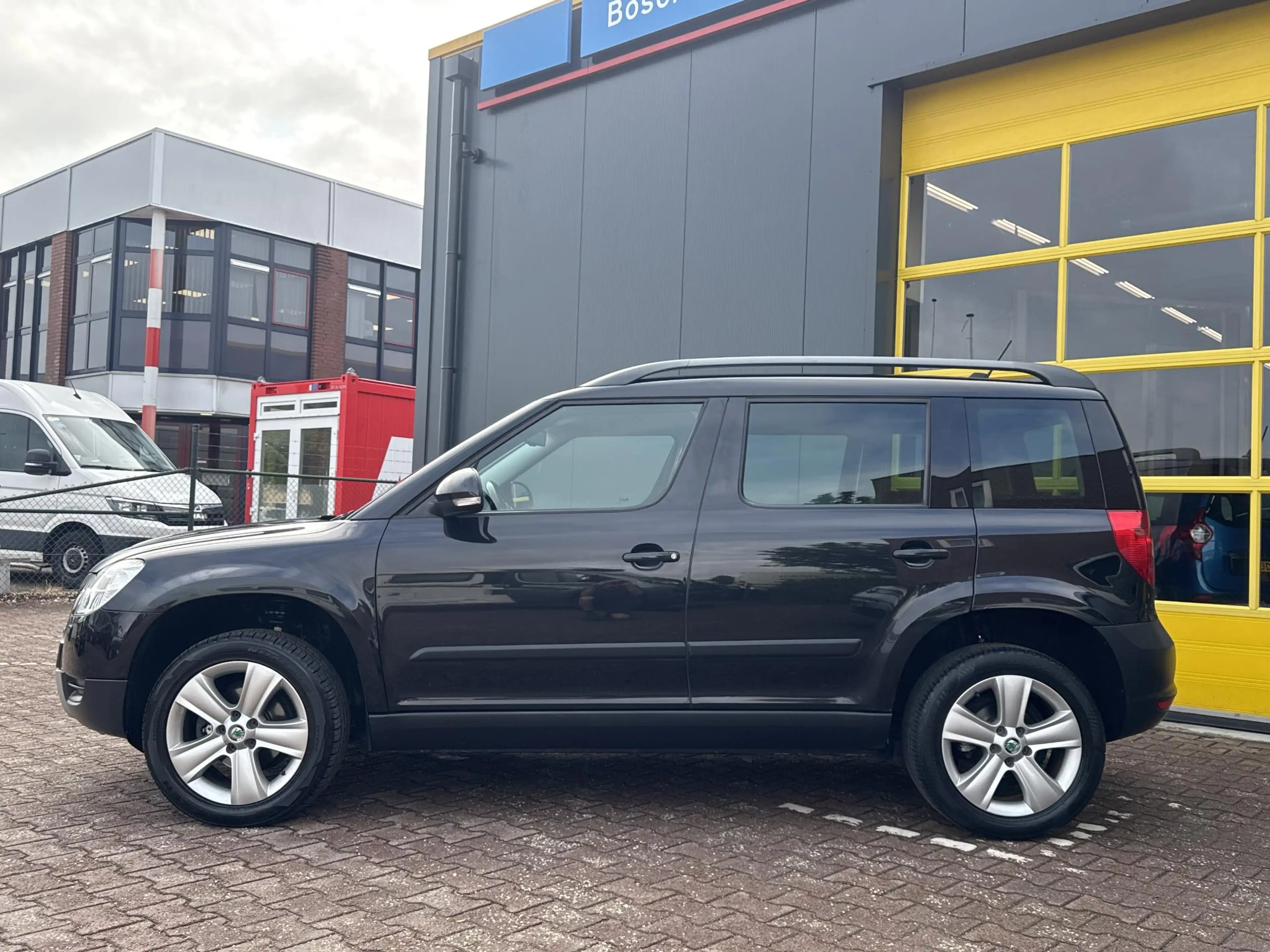 Skoda Yeti 1.2 TSI Tour Automaat! Prijs incl BOVAG garantie. — photo 2