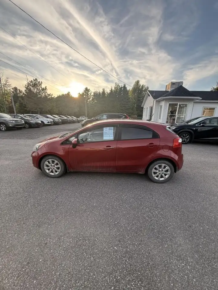 Kia Rio снимка Kia Rio