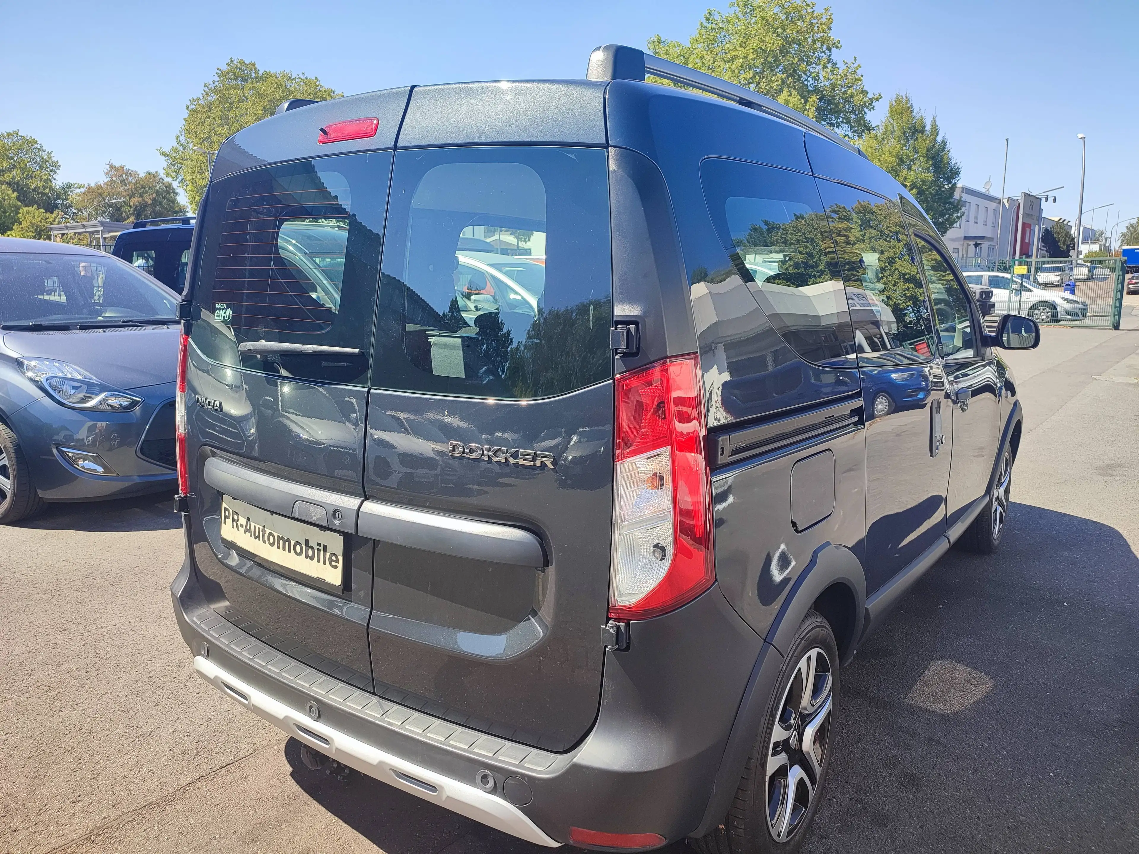 Dacia Dokker Stepway Navigation+Cam/Klima/AHK — photo 14