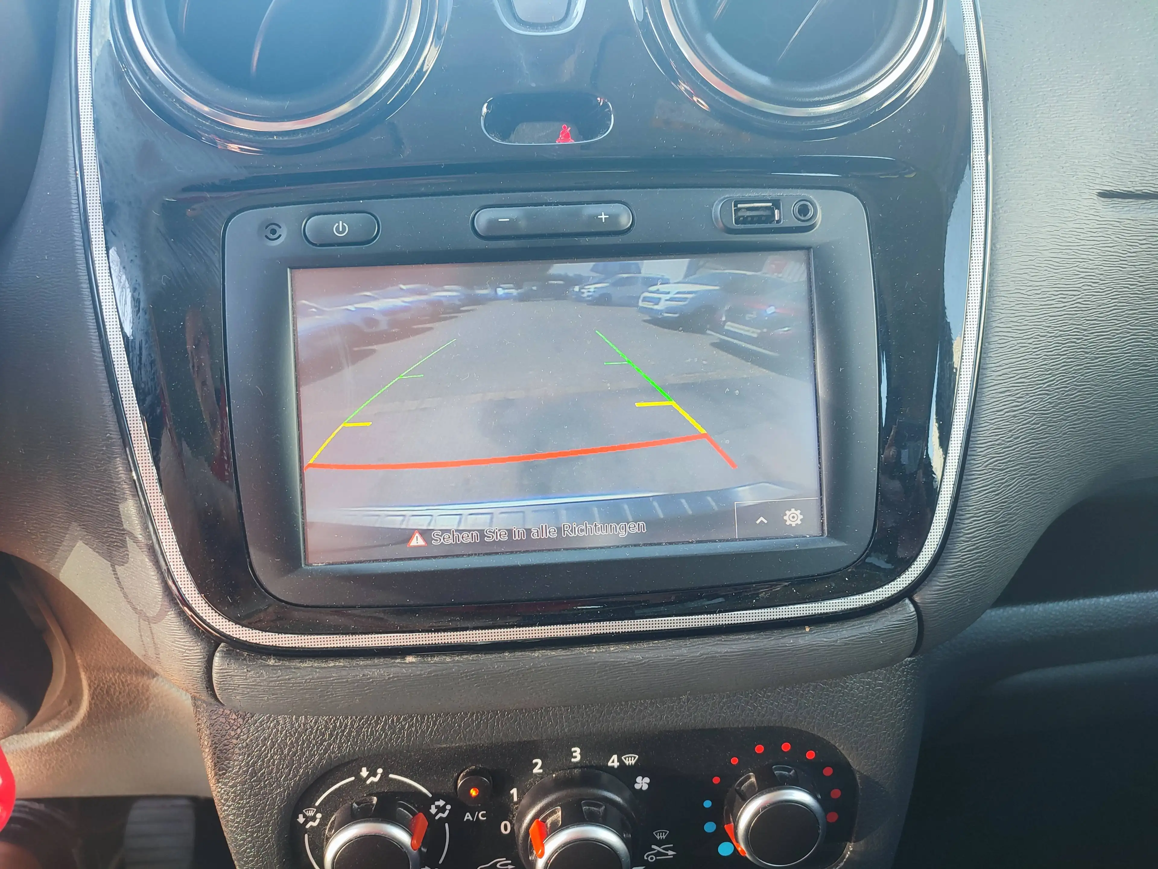 Dacia Dokker Stepway Navigation+Cam/Klima/AHK — photo 8