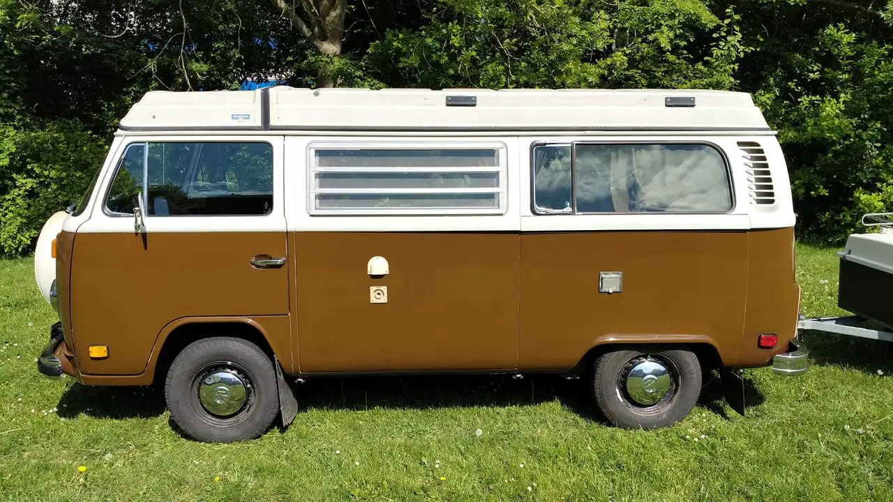Volkswagen Transporter VW T2B Westfalia Champagne Edition II, foto 2