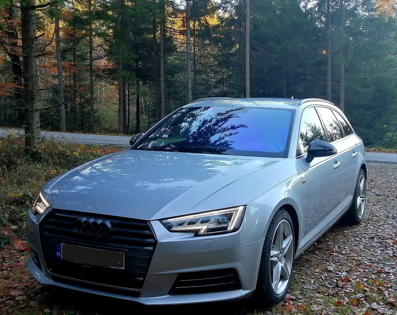 Audi A4 Avant 2.0 TFSI ultra sport - 1