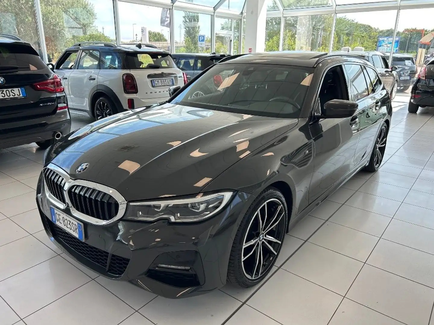 BMW 320 i Touring Msport Auto Grigio - 1
