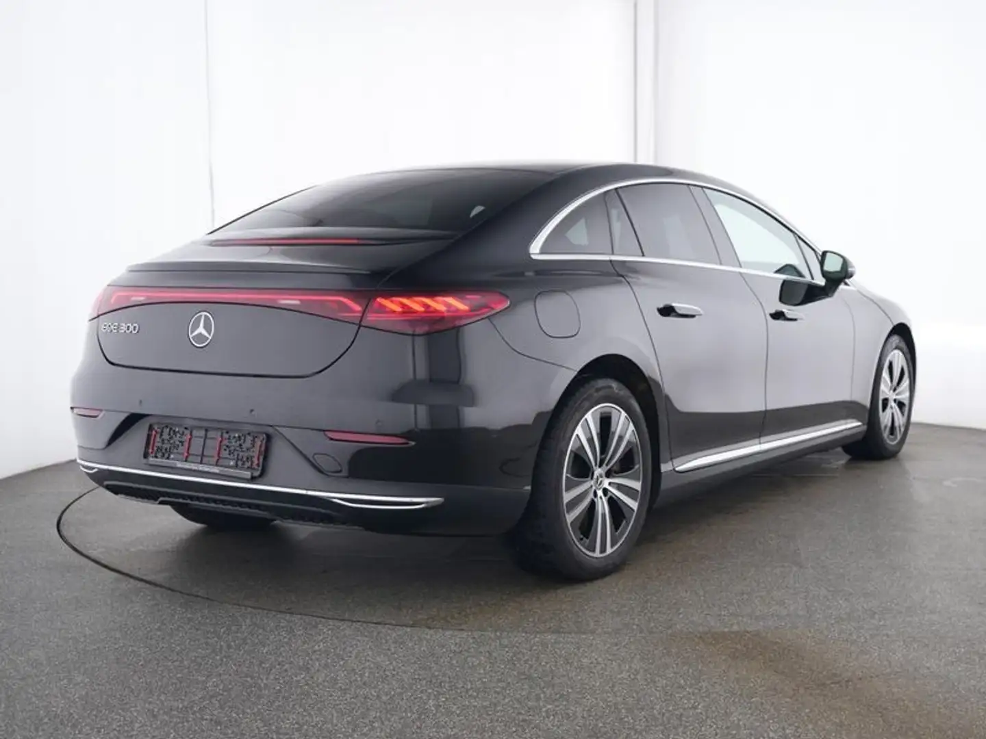 Mercedes-Benz EQE 300 Premium DIGITAL+Burm+360°+Distr.+HA-4,5° Schwarz - 2