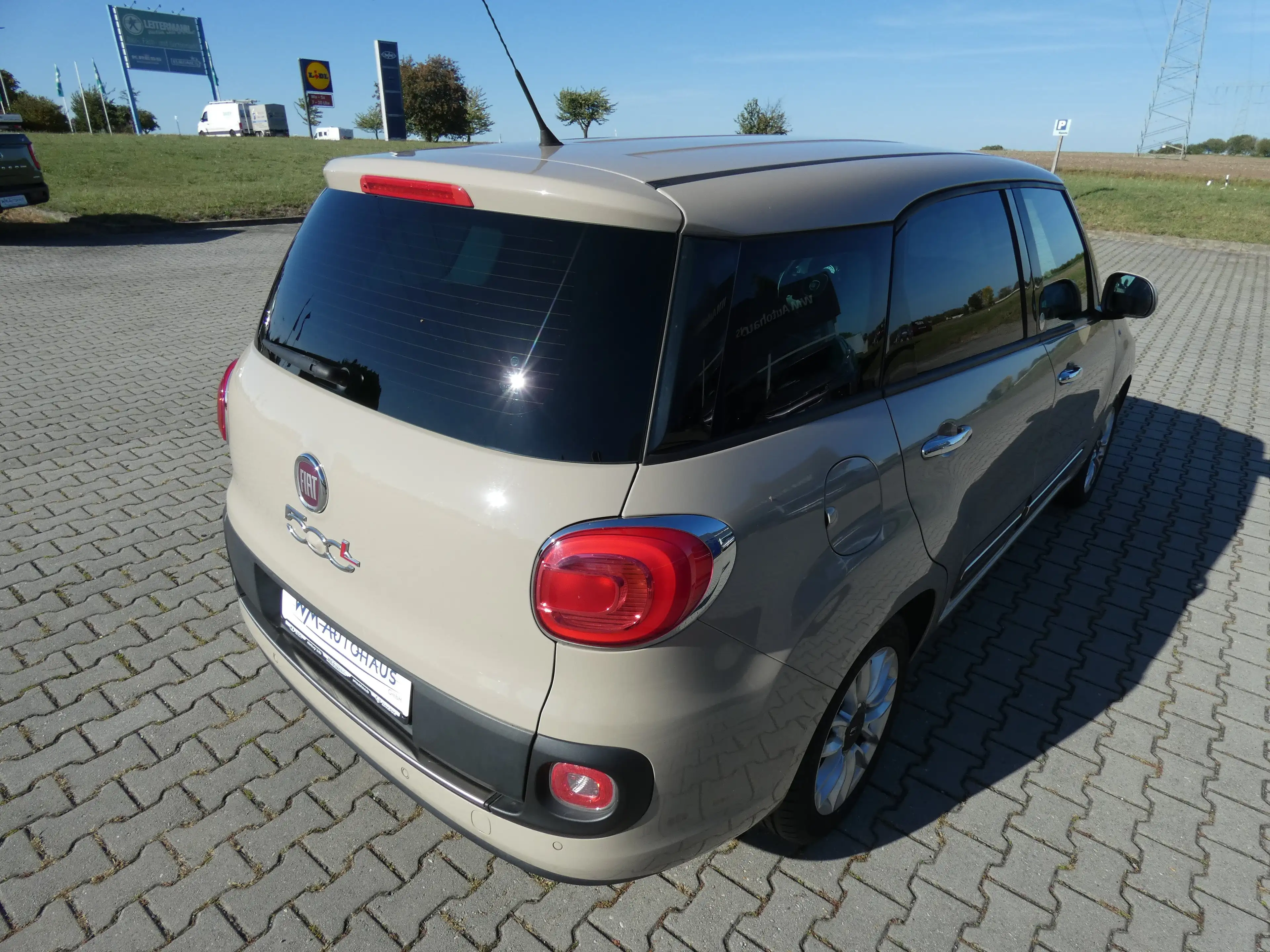 Fiat 500L Living 0.9 TwinAir 7-Sitzer, 16" Alu, WR, PDC, Top — photo 4