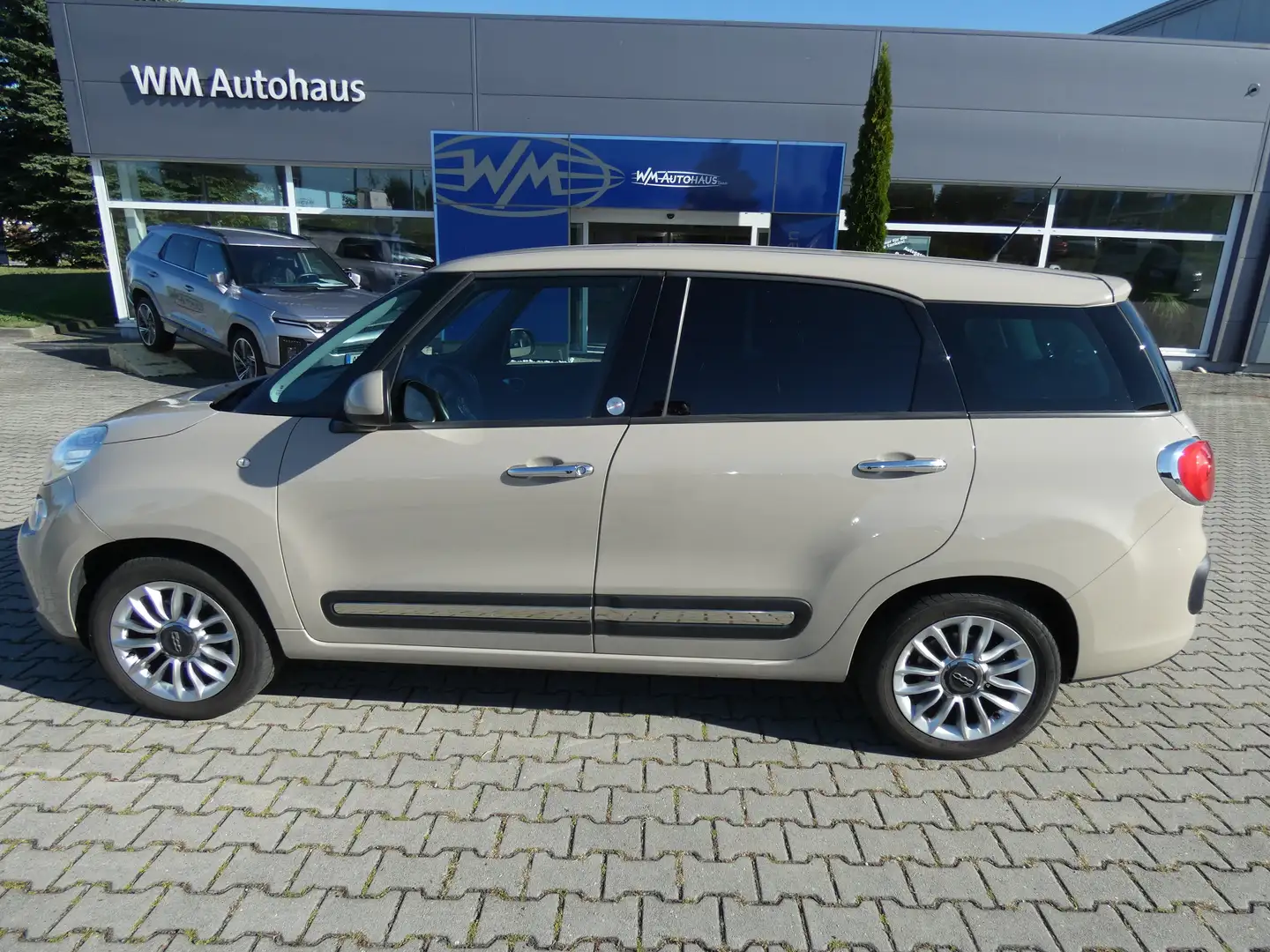 Fiat 500L Living 0.9 TwinAir 7-Sitzer, 16" Alu, WR, PDC, Top Beige - 2