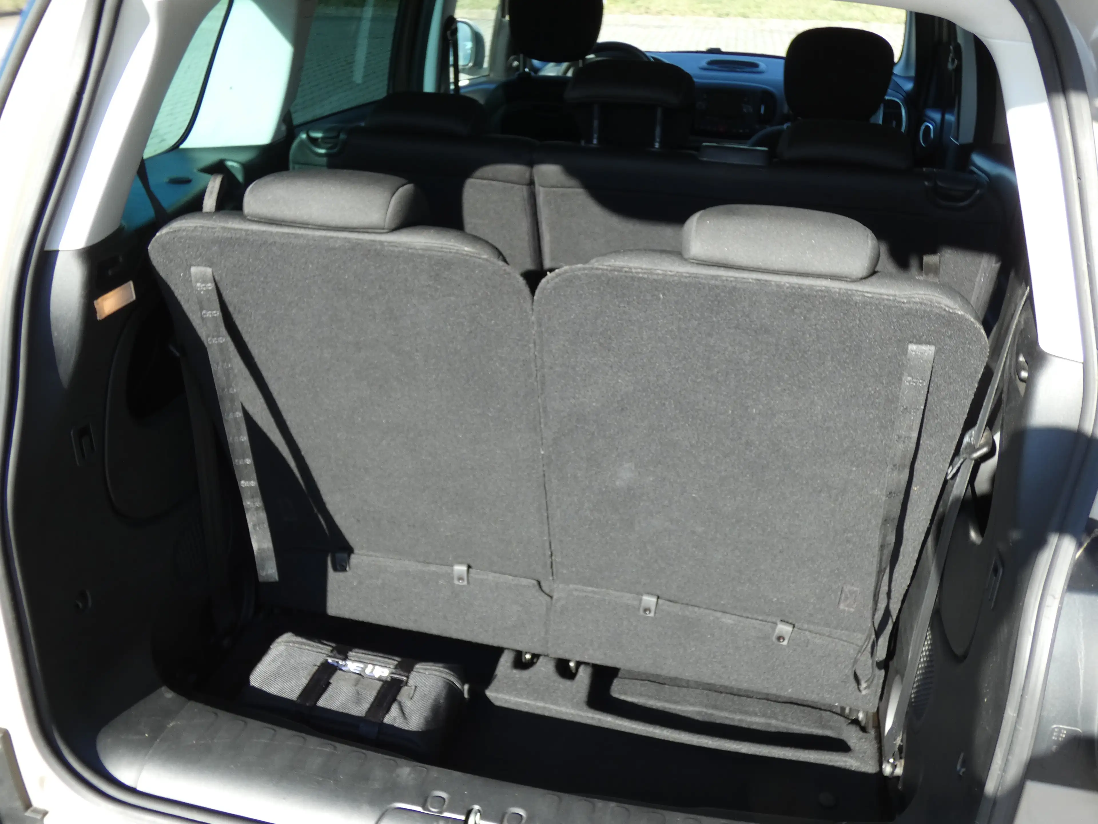Fiat 500L Living 0.9 TwinAir 7-Sitzer, 16" Alu, WR, PDC, Top — photo 6
