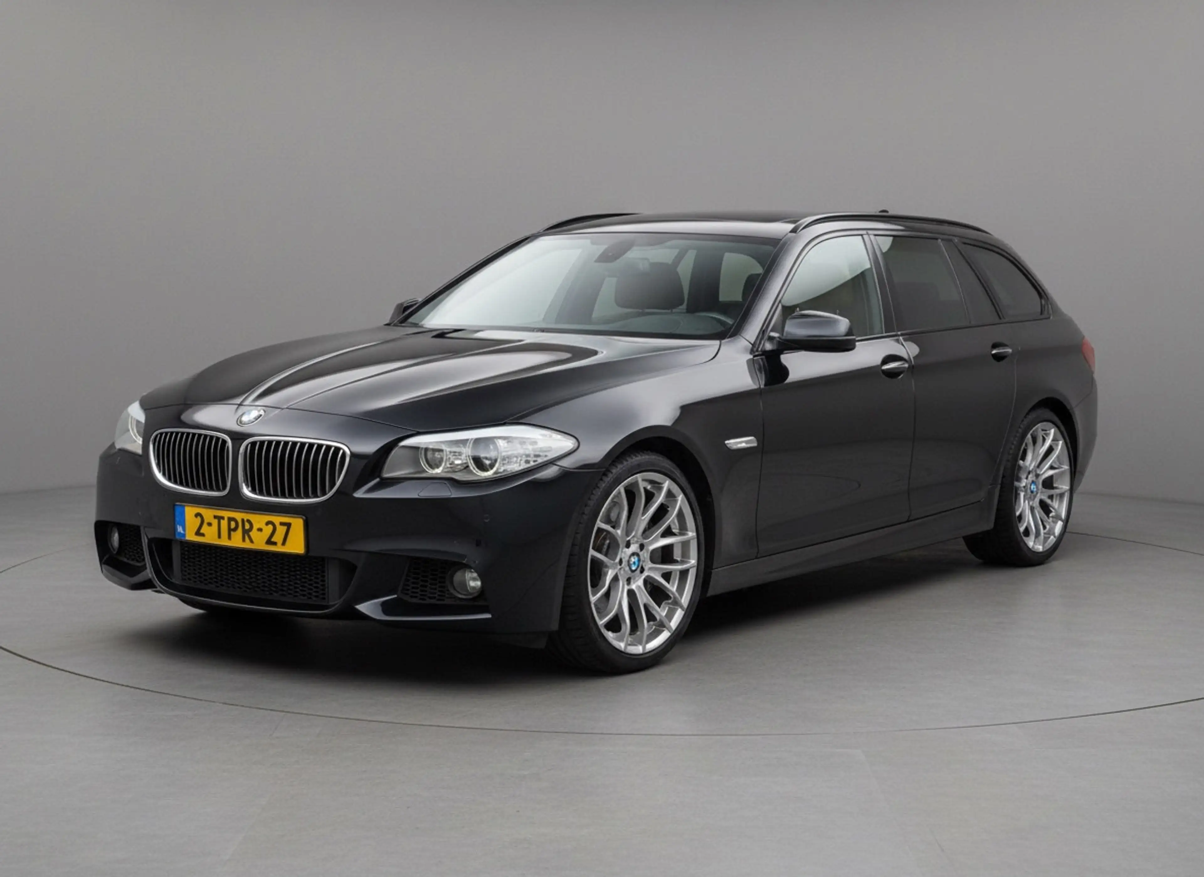 BMW 535 5-serie Touring 535xd 313 pk High Executive M spor — photo 13