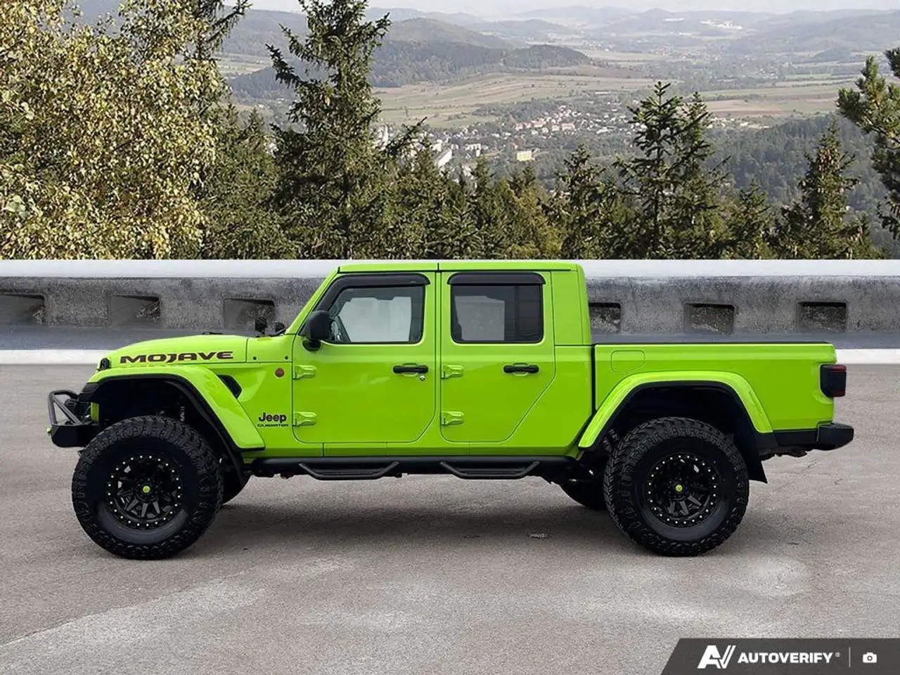 Jeep Gladiator снимка Jeep Gladiator