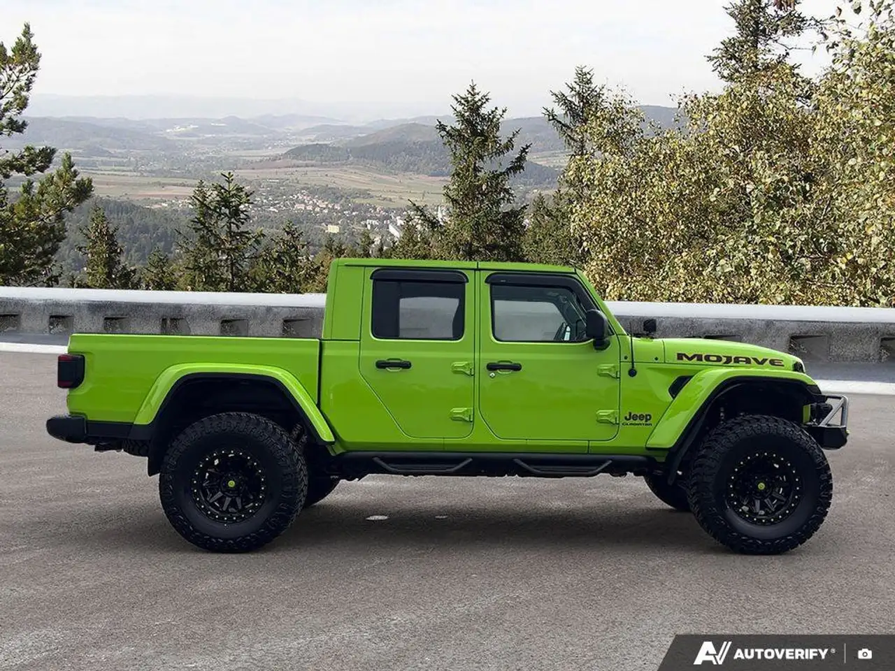 Jeep Gladiator снимка Jeep Gladiator