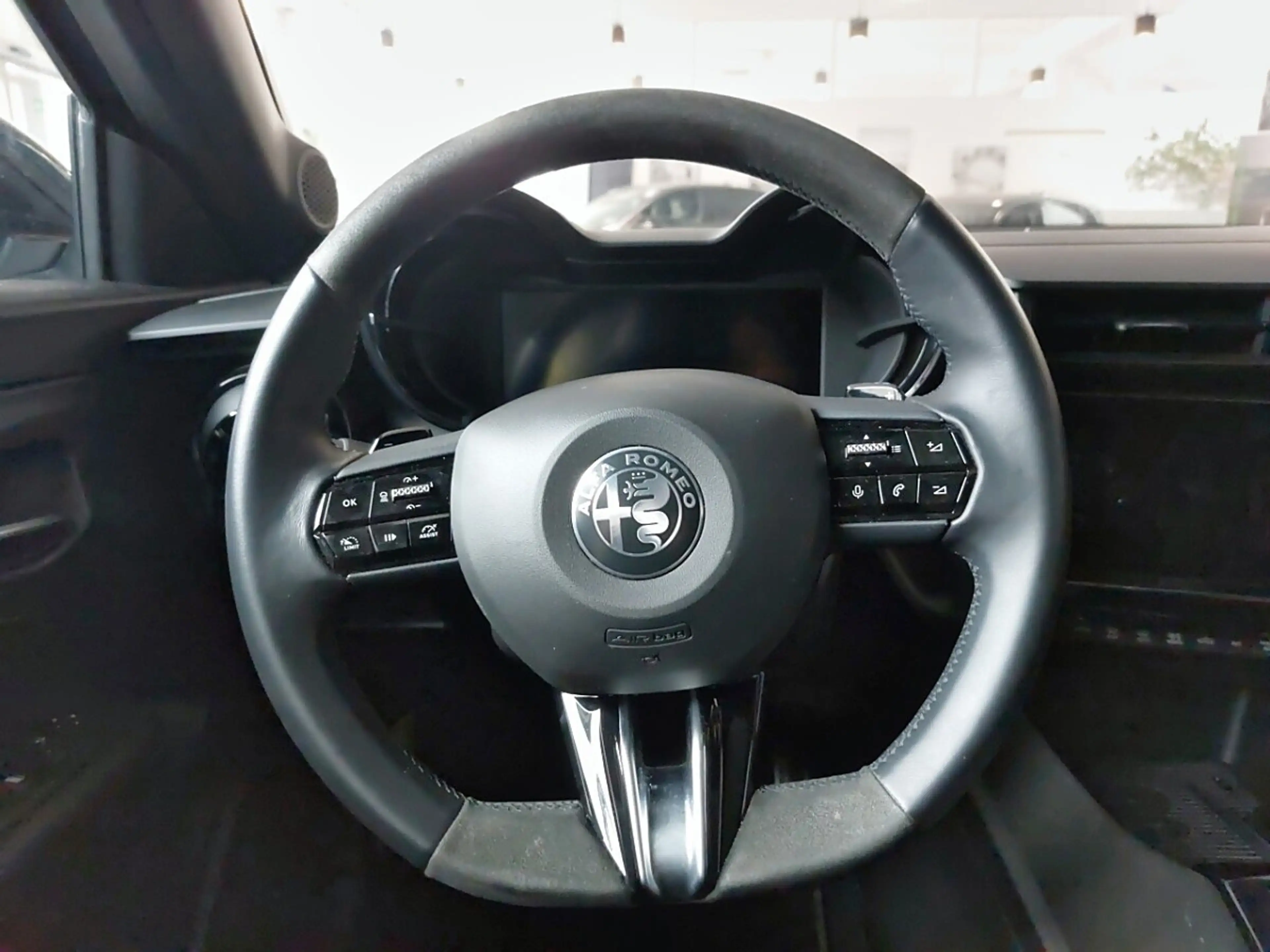 Alfa Romeo Junior IBRIDA SPECIALE HYB — photo 10