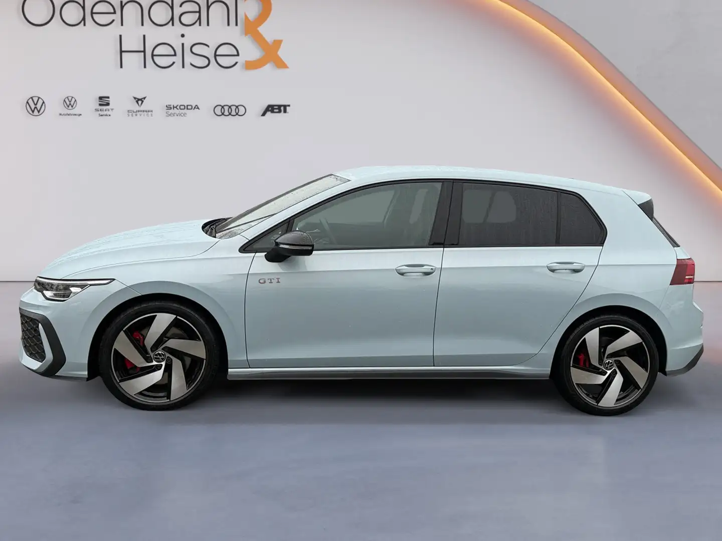 Volkswagen Golf GTI 2,0 l TSI 195 kW (265 PS) 7-Gang-DSG 2,49 Blau - 2