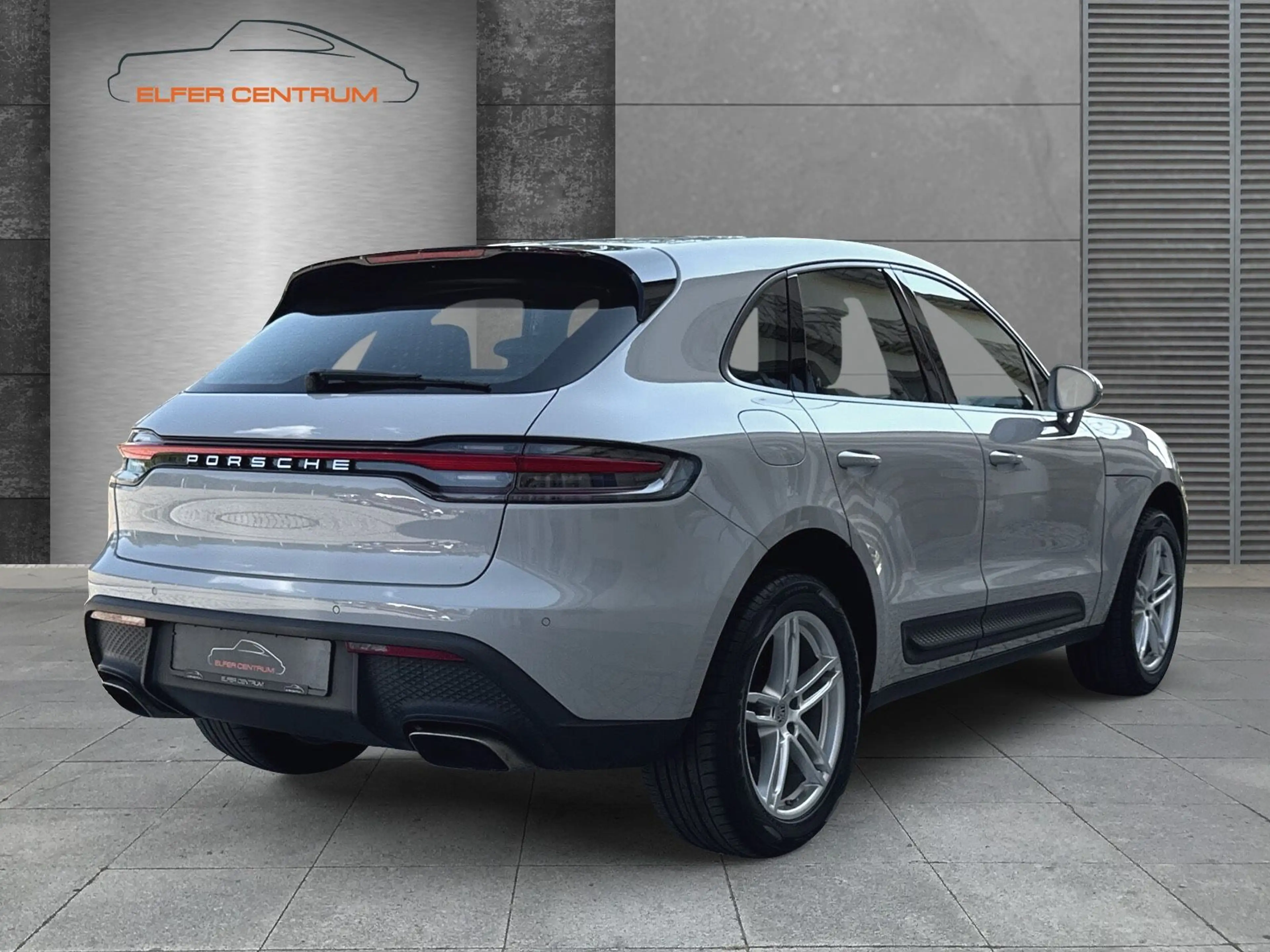 Porsche Macan / BOSE / Pano / Standheizung — photo 3