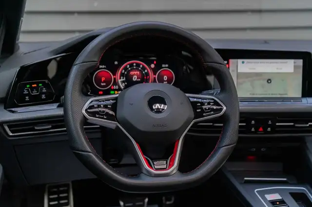 Volkswagen Golf view 8