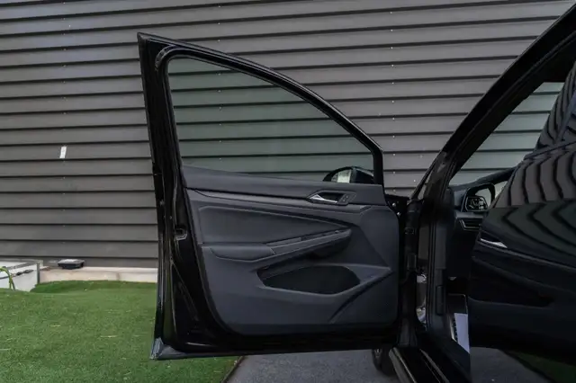 Volkswagen Golf view 7