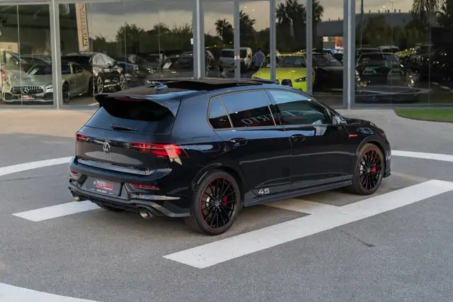 Volkswagen Golf view 6