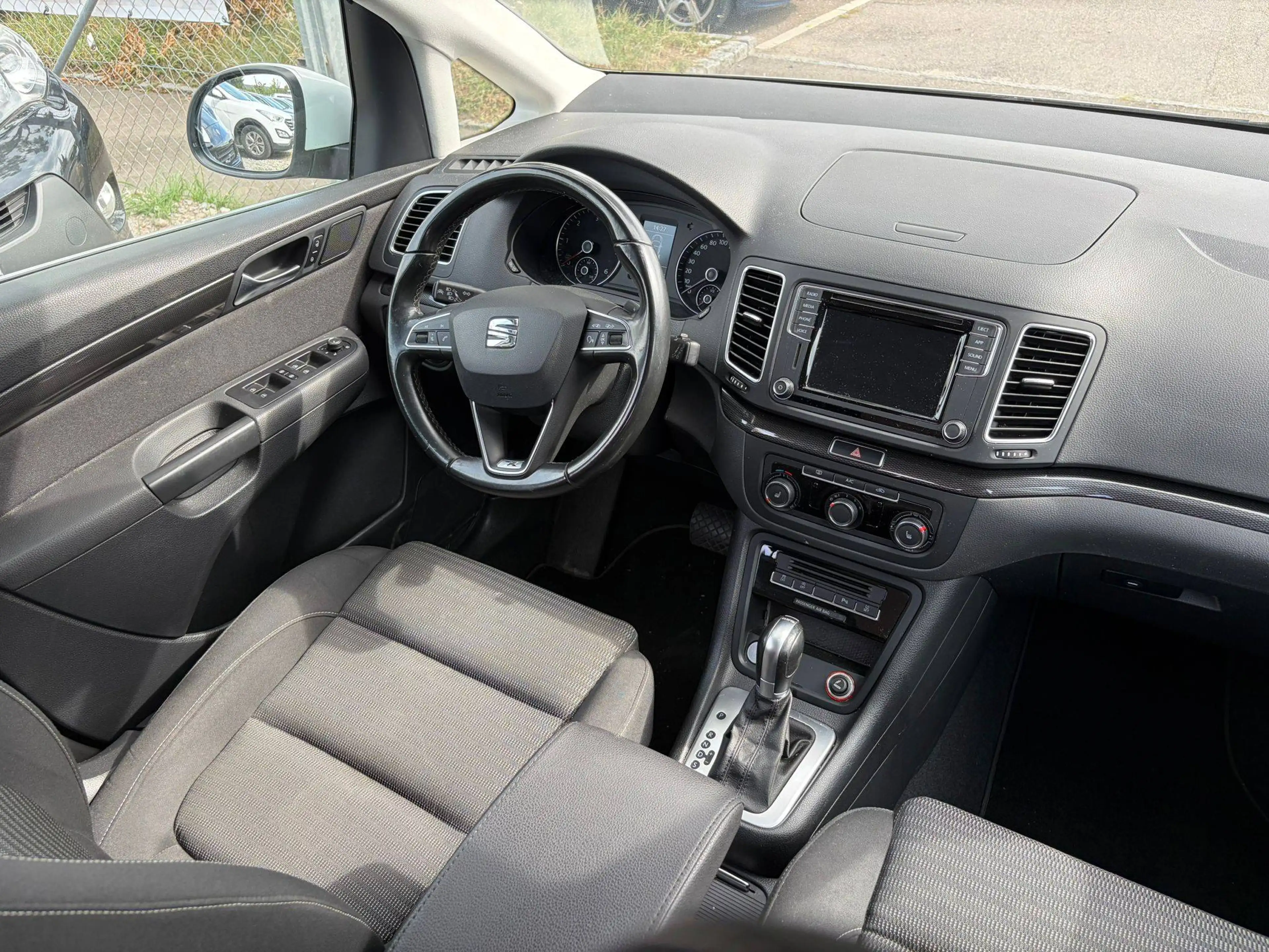 SEAT Alhambra Alhambra 2.0 TDI S — photo 6