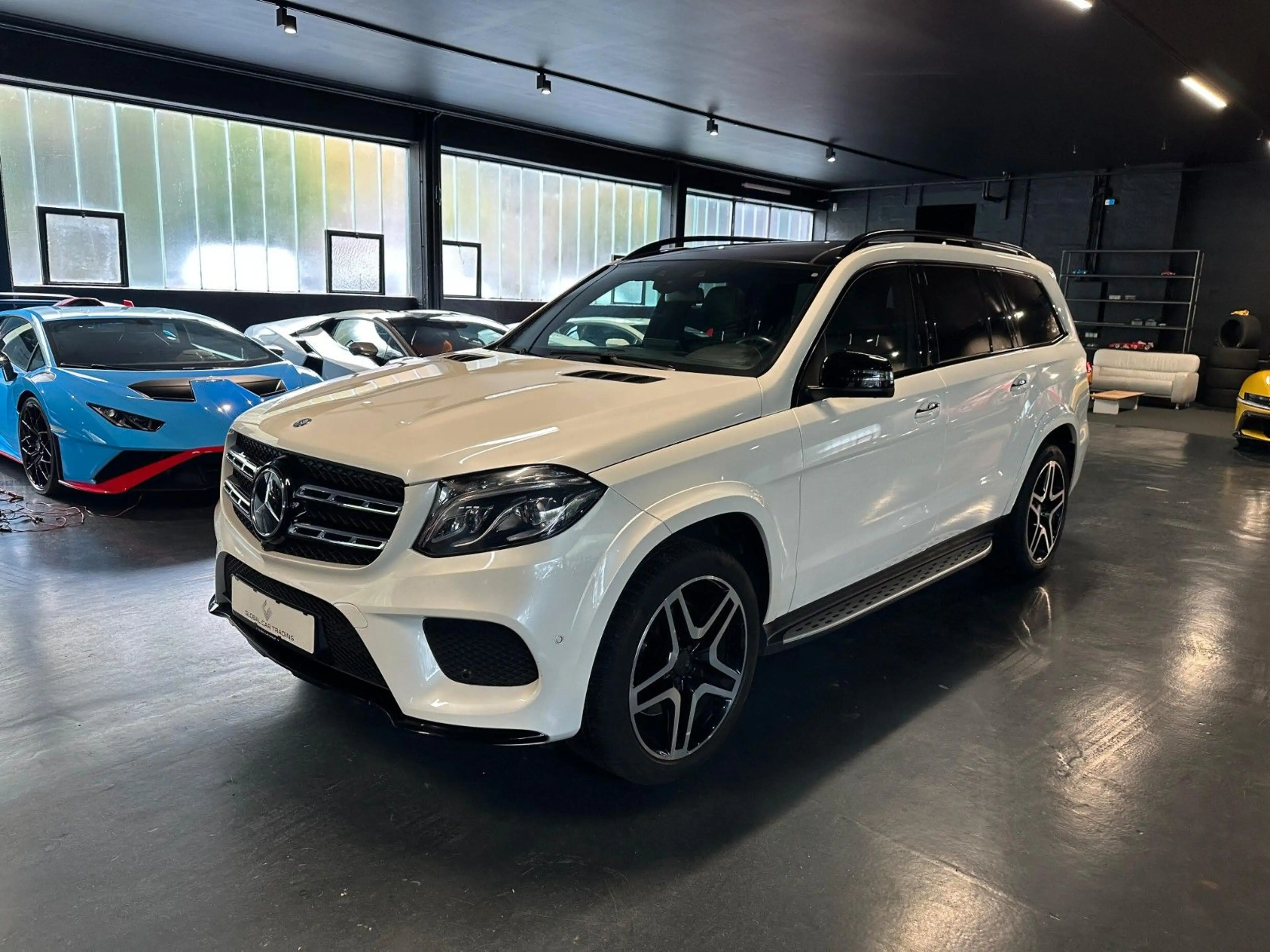 Mercedes-Benz GL 500 4Matic AMG*ACC*AirMatic*AHK*Pano