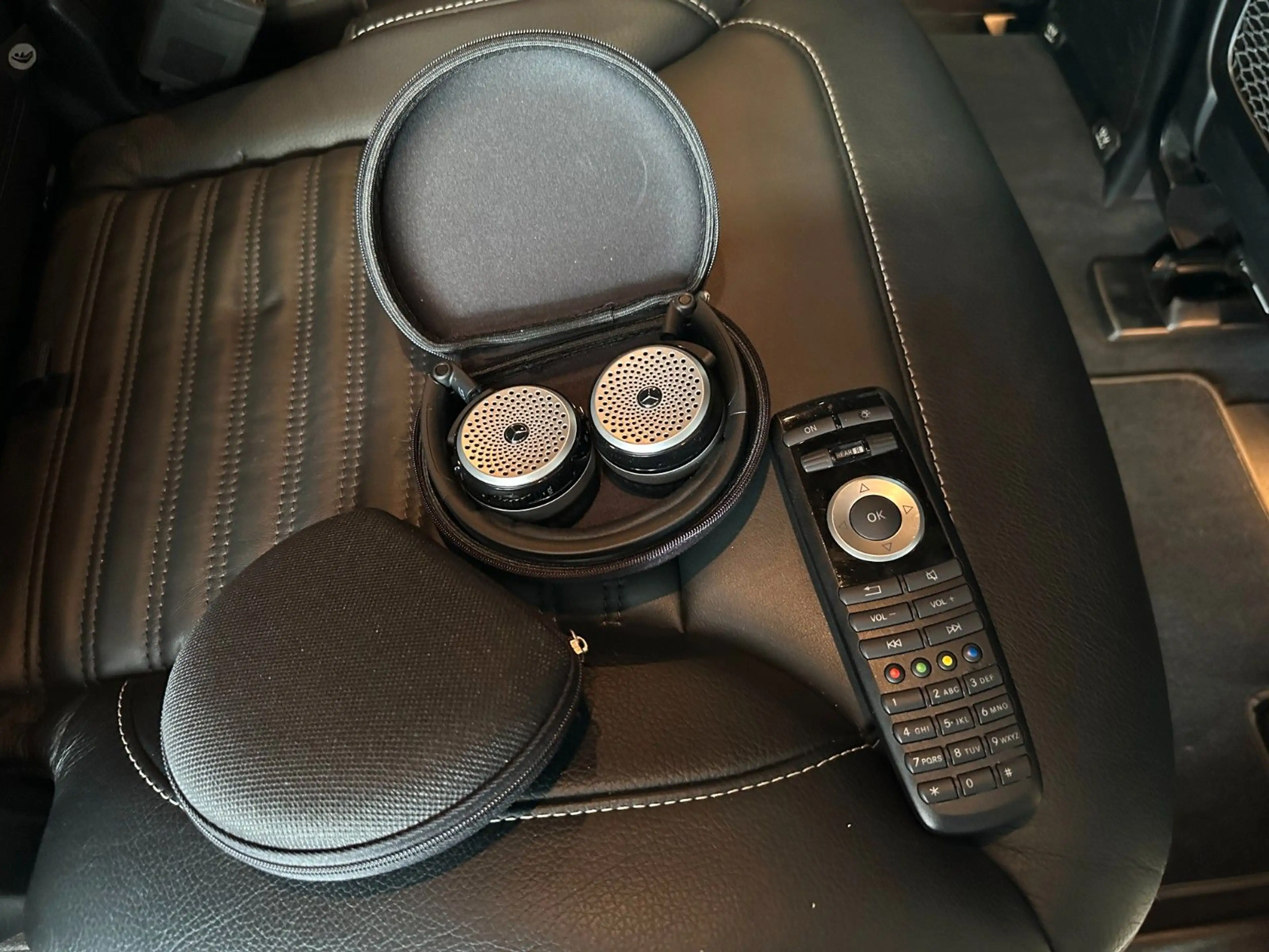 Mercedes-Benz GL 500 4Matic AMG*ACC*AirMatic*AHK*Pano — photo 22