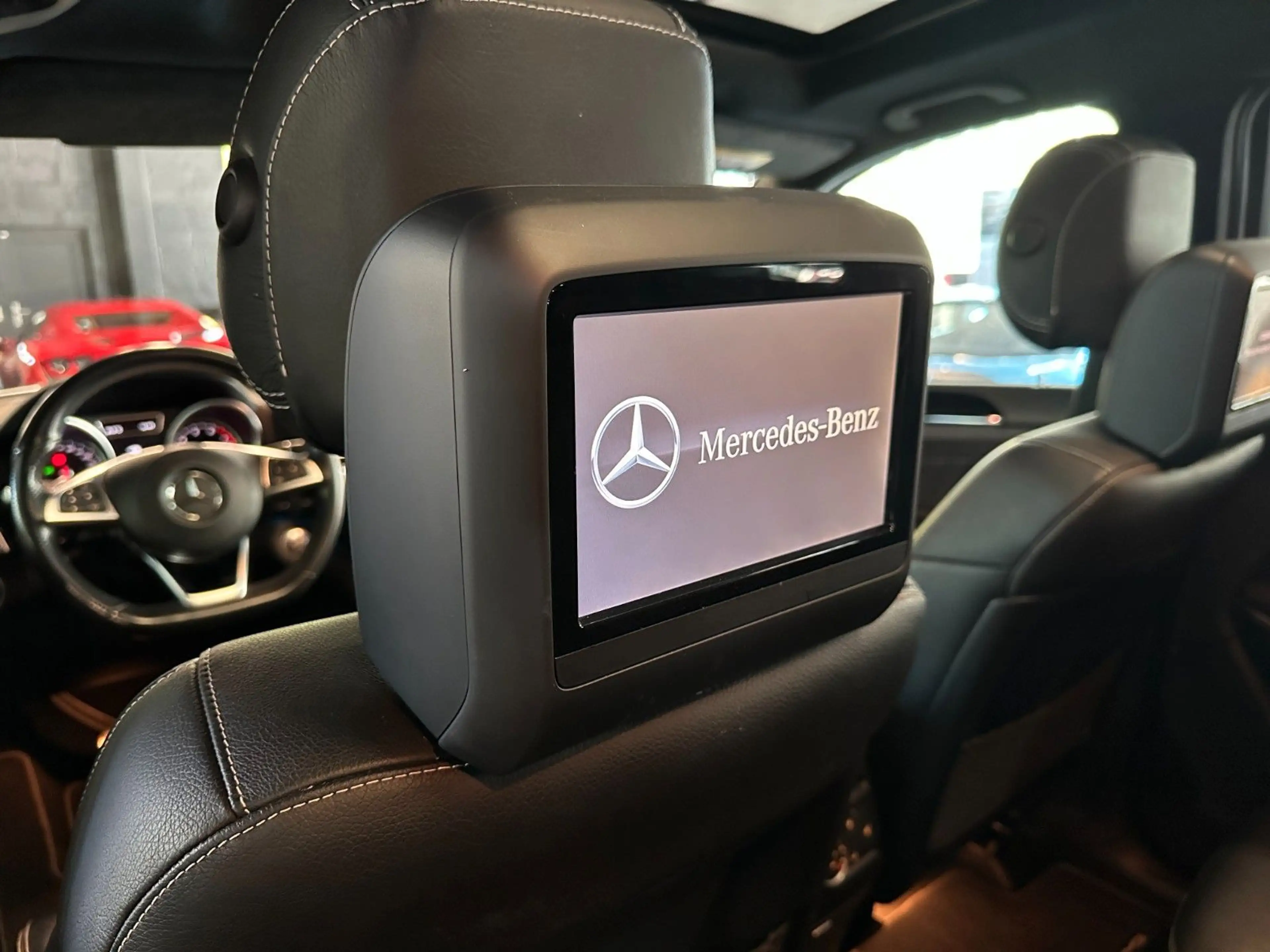Mercedes-Benz GL 500 4Matic AMG*ACC*AirMatic*AHK*Pano — photo 20