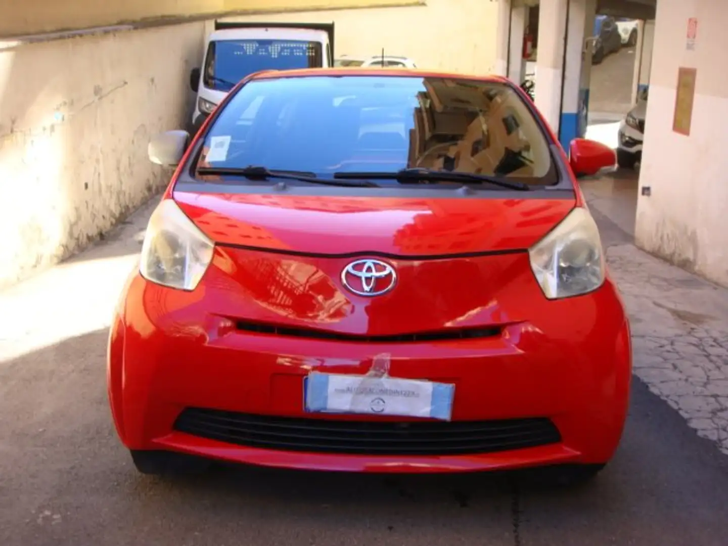 Toyota iQ 1.4 d 90cv lounge Rosso - 2