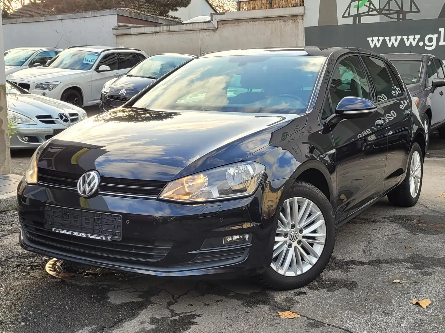 Volkswagen Golf 1.2 TSI Cup VW S-Heft*SH*Klimaaut.*AUX*16"*AHK*PDC Negro - 2