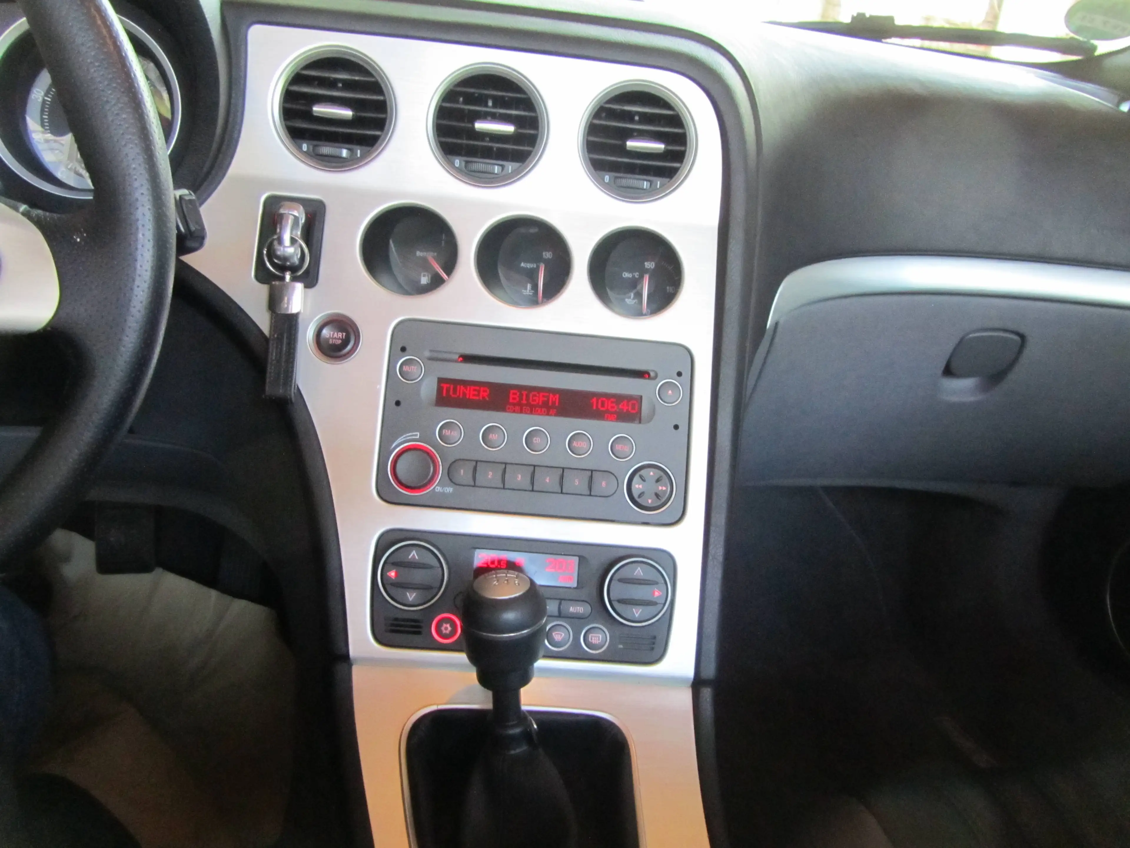 Alfa Romeo Spider Spider 2.2 JTS 16V Exclusive — photo 9