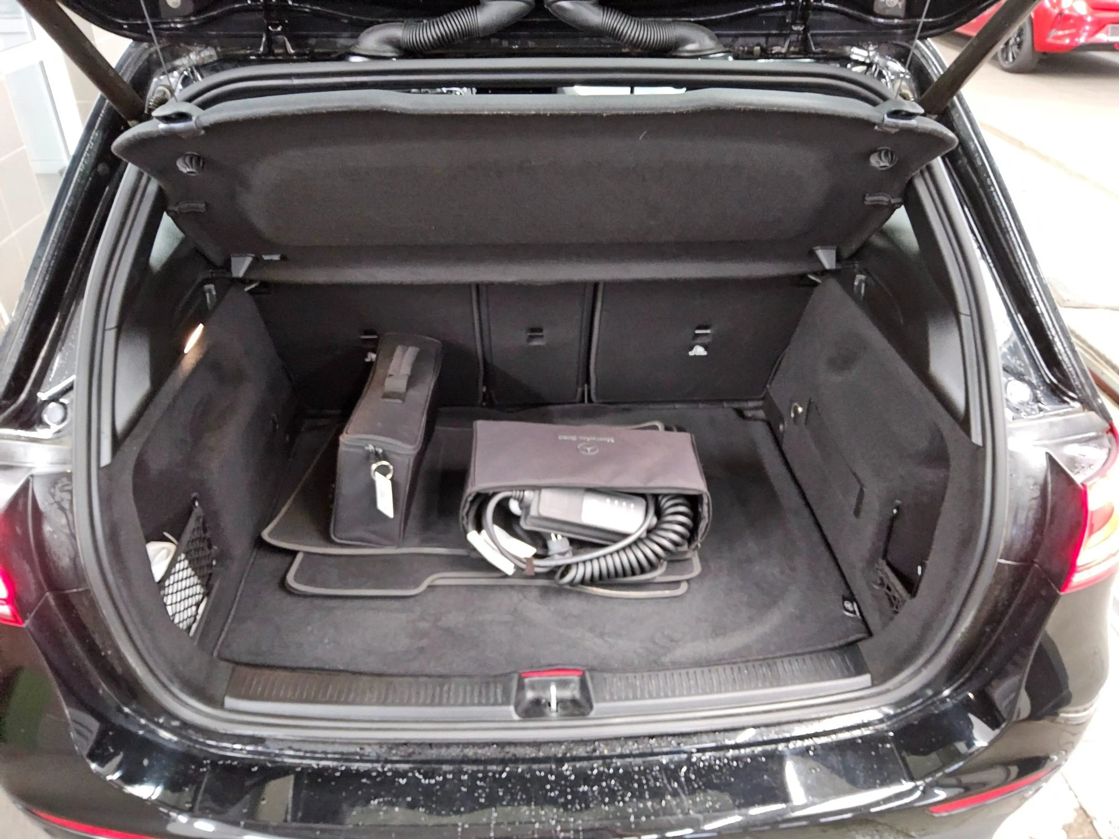 Mercedes-Benz B 250 e Progressive Navi Multibeam-LED RFK AHK — photo 12