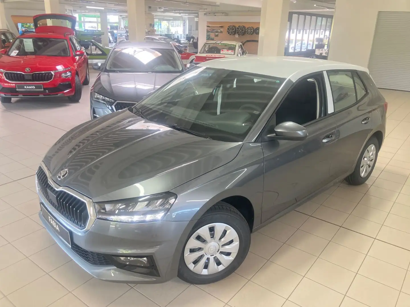 Skoda Fabia 80 PS Essence/Brganfahras/SHZ/getRB/AC - 1