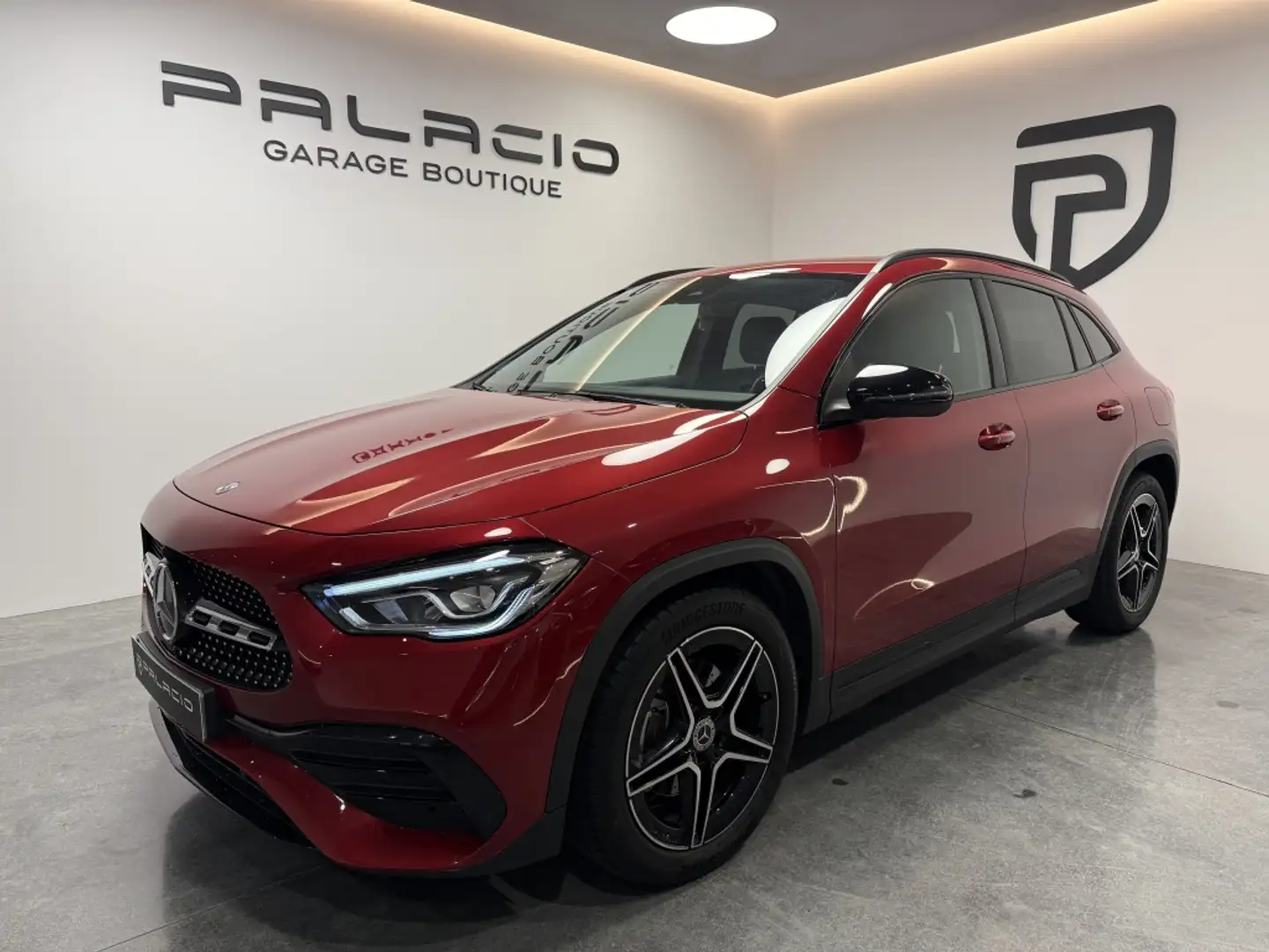 Mercedes-Benz GLA 200 200d 4Matic 8G-DCT - 1
