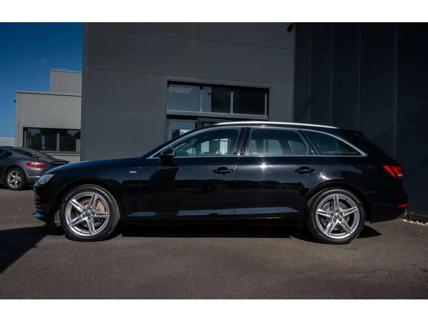 Audi A4 2.0 TFSI 252 QUATTRO S LINE S-tronic - FRANCAISE Schwarz - 2