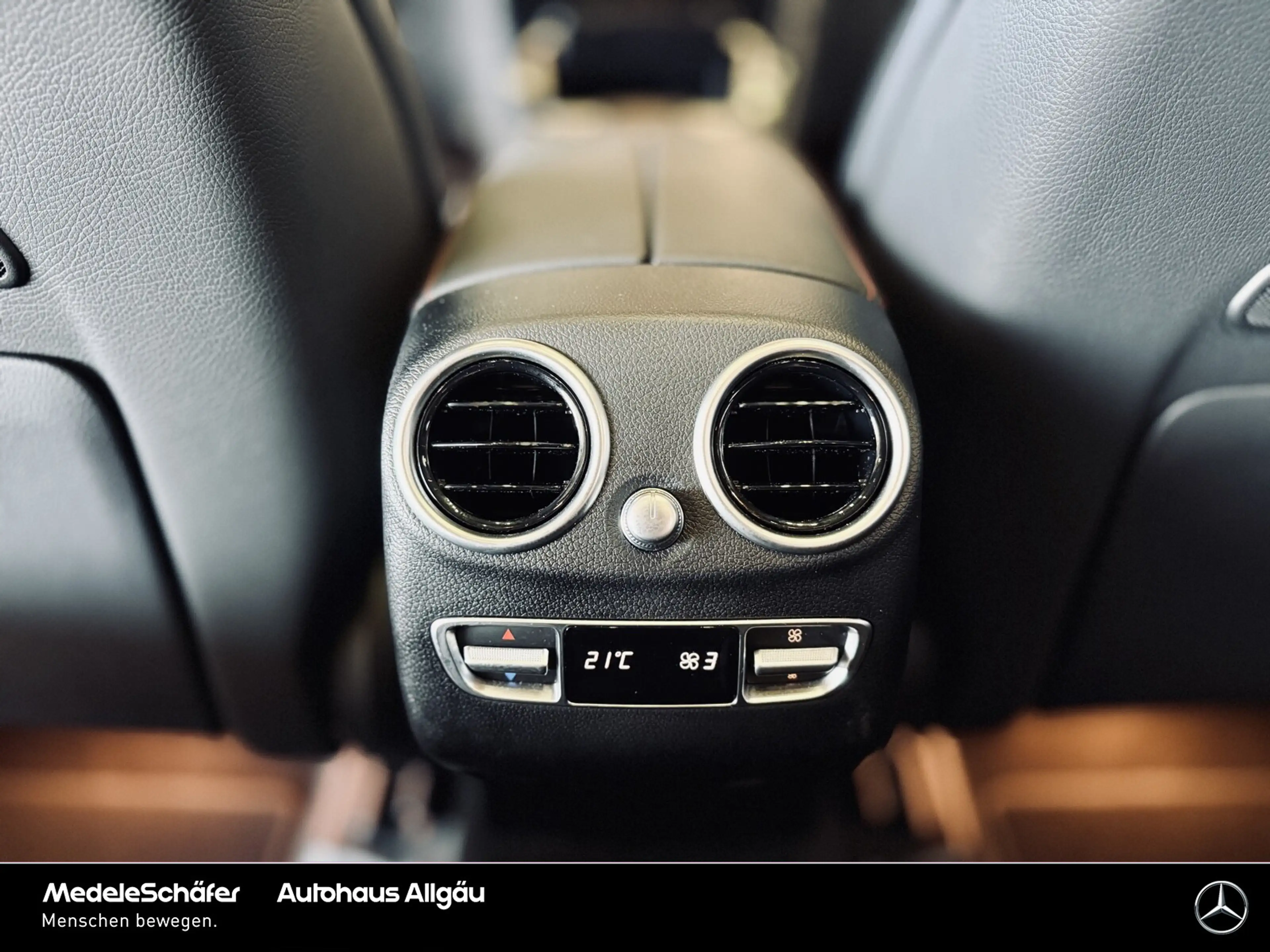 Mercedes-Benz GLC 43 AMG GLC 43 AMG 4M PanoSD Sitzklima Memory Kam Sound — photo 9