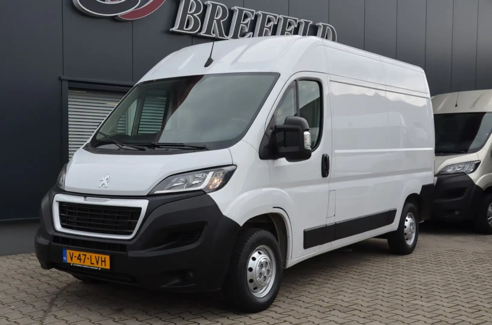 Peugeot Boxer 333 2.2 BlueHDi 120 L2H2 Pro***BPM VRIJ*** Blanc - 1