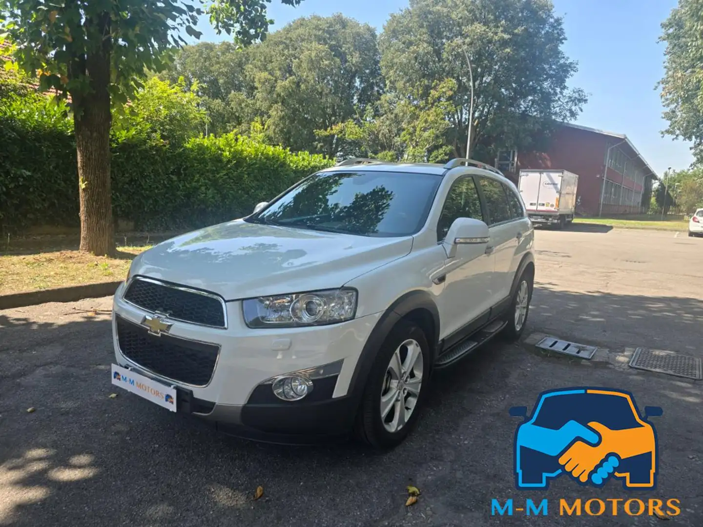 Chevrolet Captiva 2.2 VCDi 184CV aut. 4WD LTZ - 7 POSTI - Bianco - 1