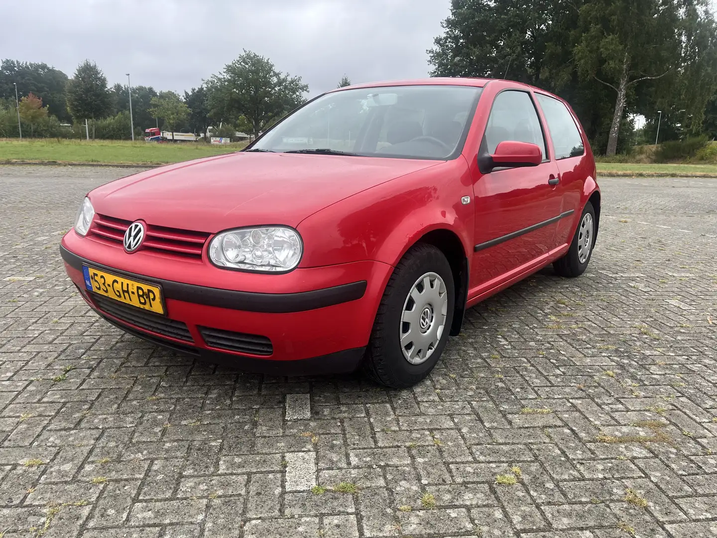 Volkswagen Golf 1.4-16V Trendline Rood - 1