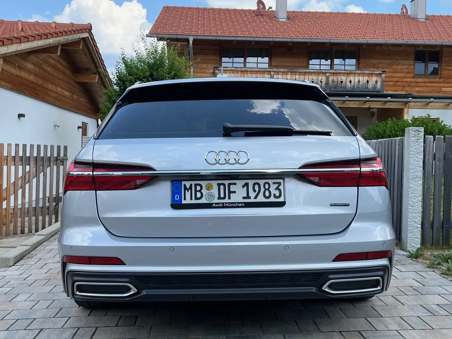 Audi A6 A6 Avant 40 TDI quattro S tronic 2x S-Line Virtual Silber - 2