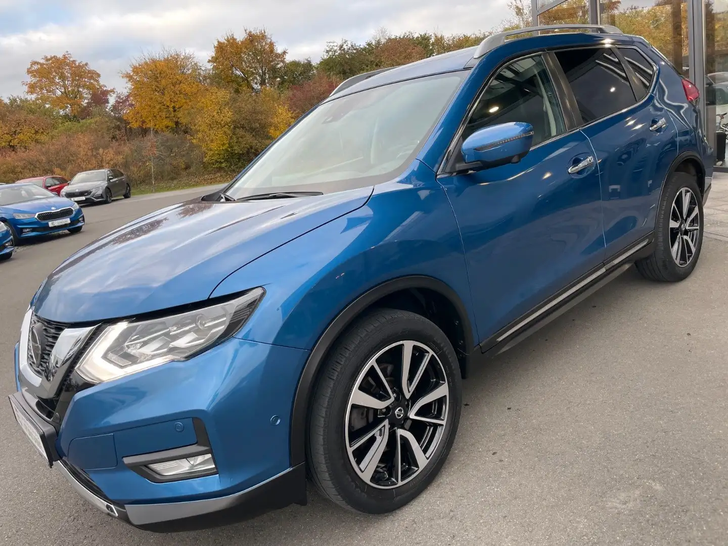 Nissan X-Trail 1,7 dCi 6-Gang Leder AHK Pano Bose Blau - 1