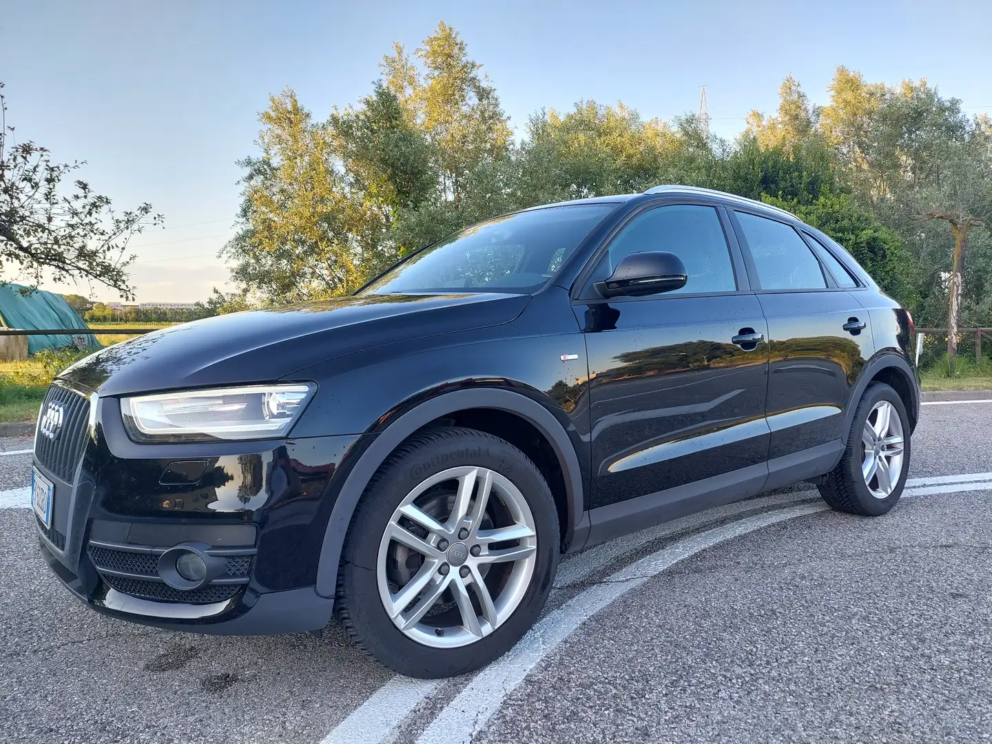 Audi Q3 Q3 2.0 tdi S line edition 140cv Nero - 2