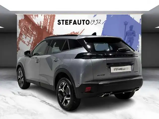Peugeot 2008 view 5